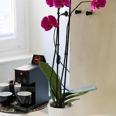Oiko Mini Suites Ermoupoli Luaran gambar