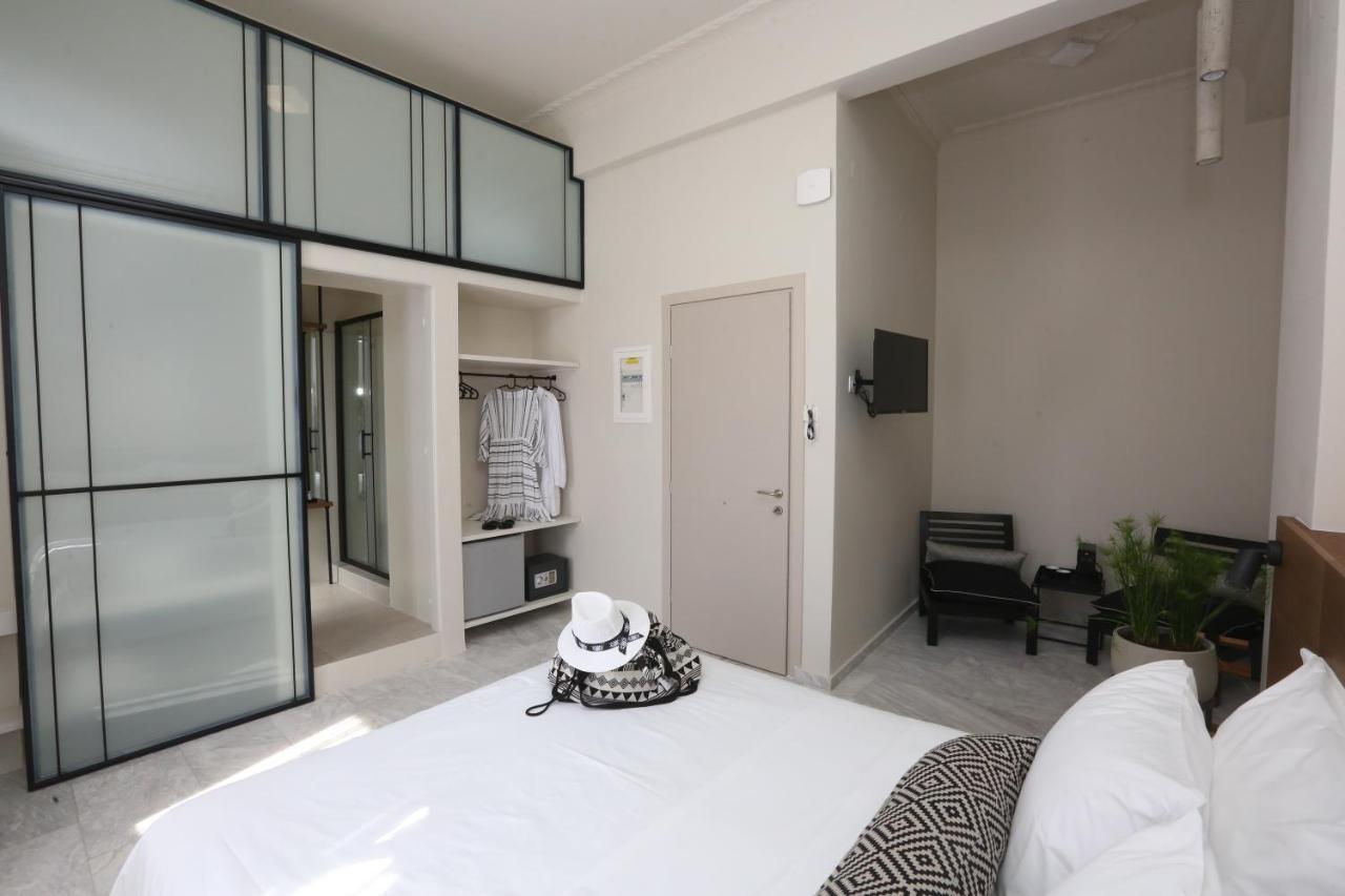 Oiko Mini Suites Ermoupoli Luaran gambar