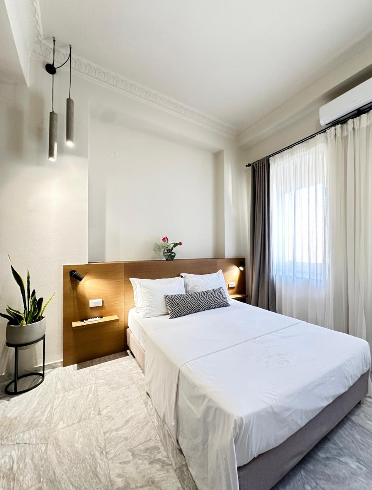 Oiko Mini Suites Ermoupoli Luaran gambar