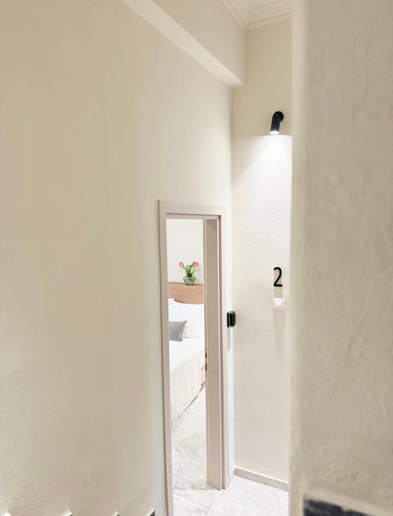 Oiko Mini Suites Ermoupoli Luaran gambar