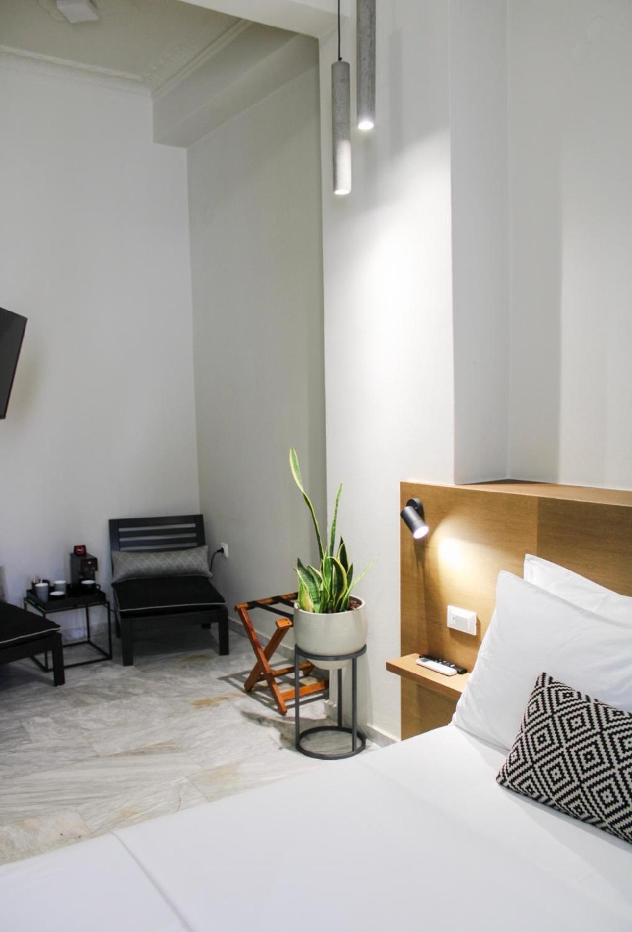Oiko Mini Suites Ermoupoli Luaran gambar